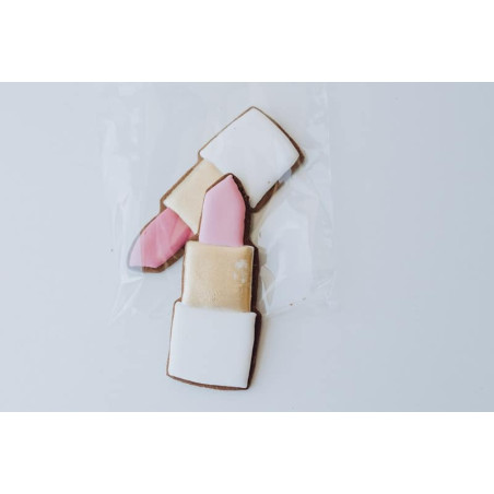 biscotti-stampino-rossetto-biscotto