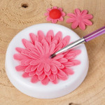Funcakes con colla alimentare e pennello