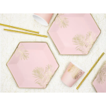 Idea per decorare la tavola in rosa chiaro e oro