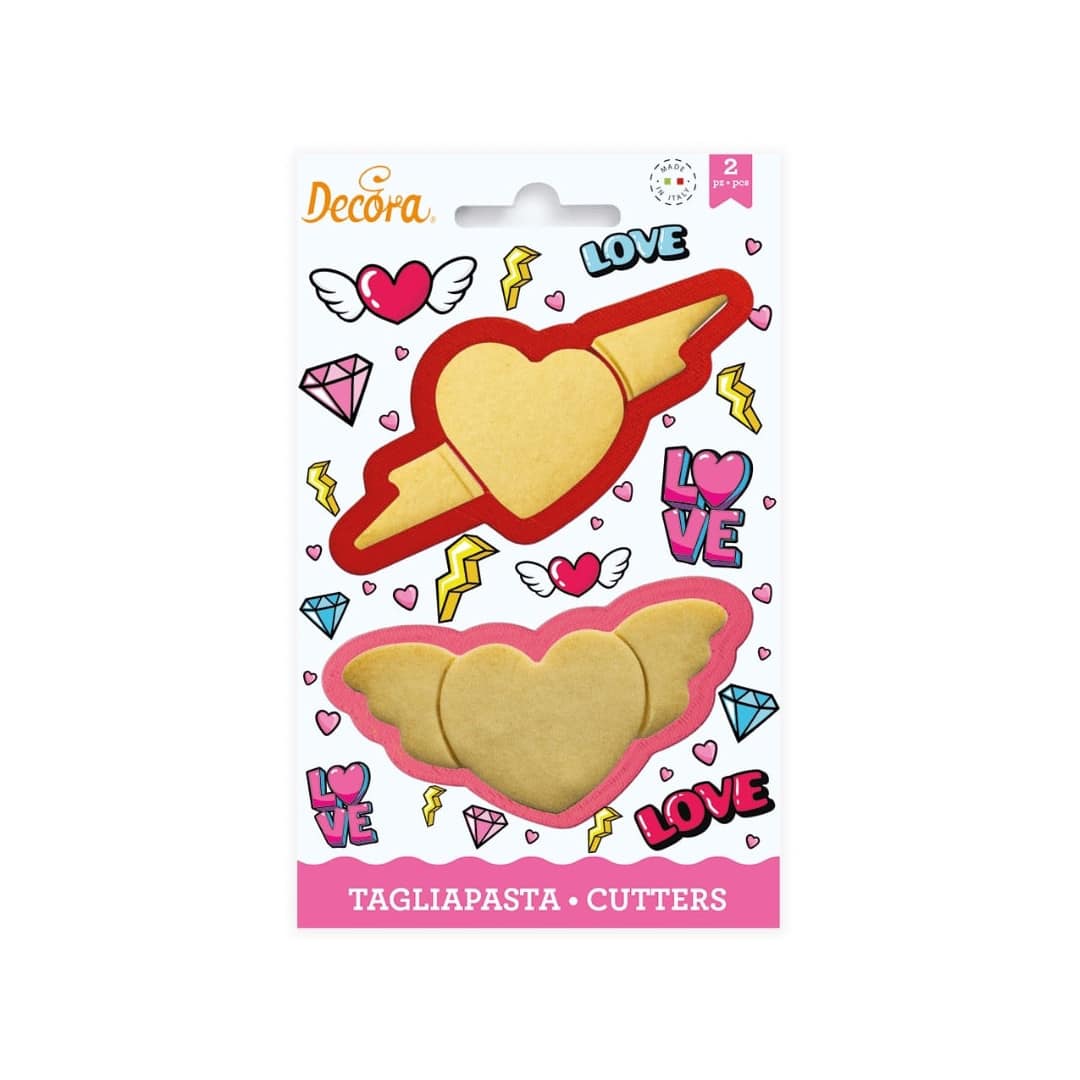 due formine per biscotti a cuore