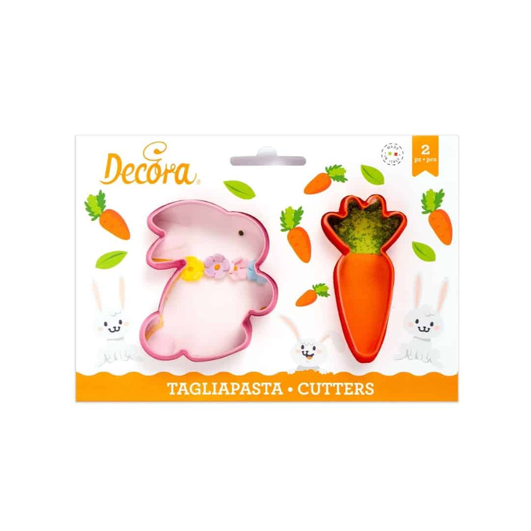 Tagliabiscotti con coniglietto pasquale e carota