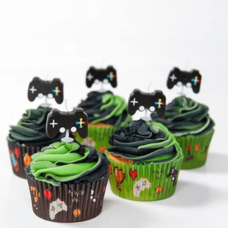 cupcake con candele per videogiochi