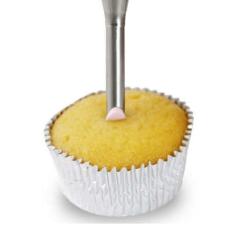 presa di riempimento in un cupcake