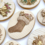 biscotto decorato con stampo per calza natalizia