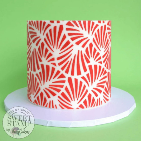 torta decorata con SweetStamp Shell Stencil