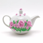 modellazione di rose sulla teiera