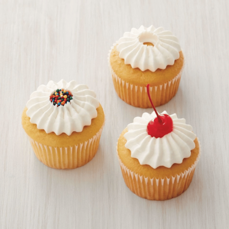 cupcake decorato con il beccuccio dell'uvetta sultanina