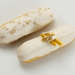 éclair con glassa alla vaniglia
