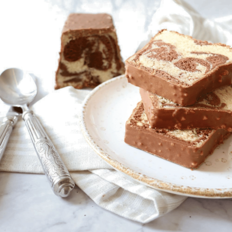 torta marmorizzata con glassa al latte e crack cooking