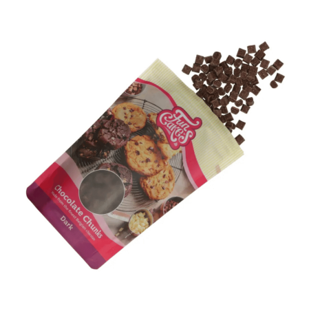 pezzi di cioccolato fondente