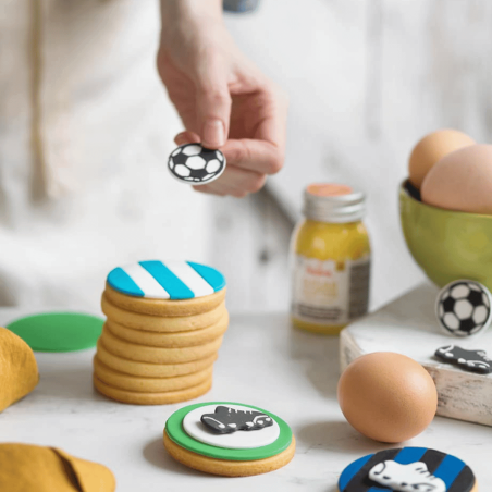 decorazioni commestibili per torte e biscotti a tema calcio