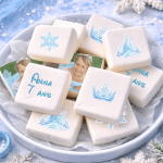 Tavolo di compleanno a tema invernale con marshmallow personalizzati