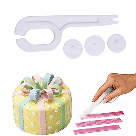 Ruote-decorative-per-pasta-di-zucchero-Wilton