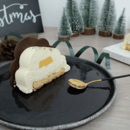 Tronchetto di Natale surgelato con stampo in silicone a forma di nuvola di Cécoa Paris