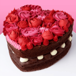 Decorazione di torte a forma di cuore con stampo in alluminio PME