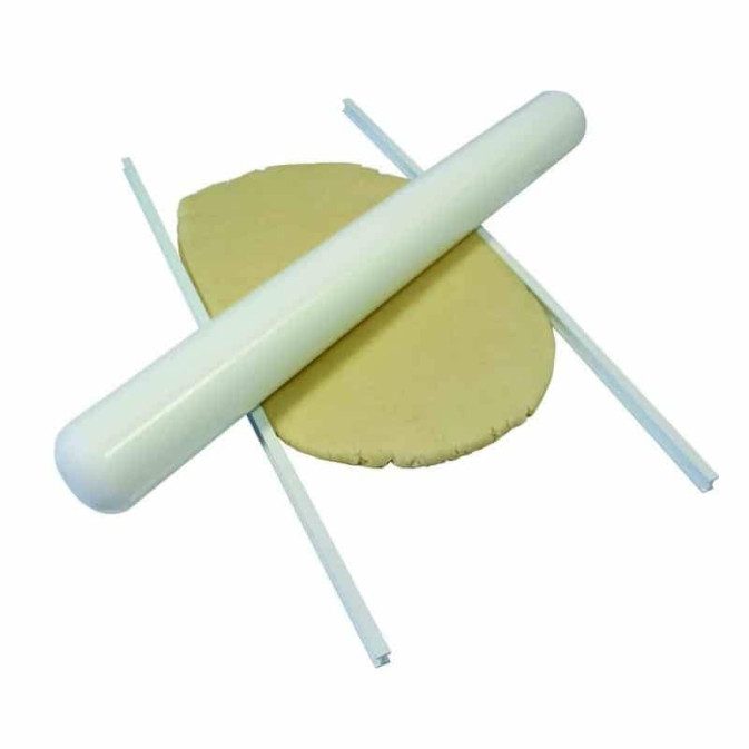 tory-pour-pate-a-sucre-cake-design